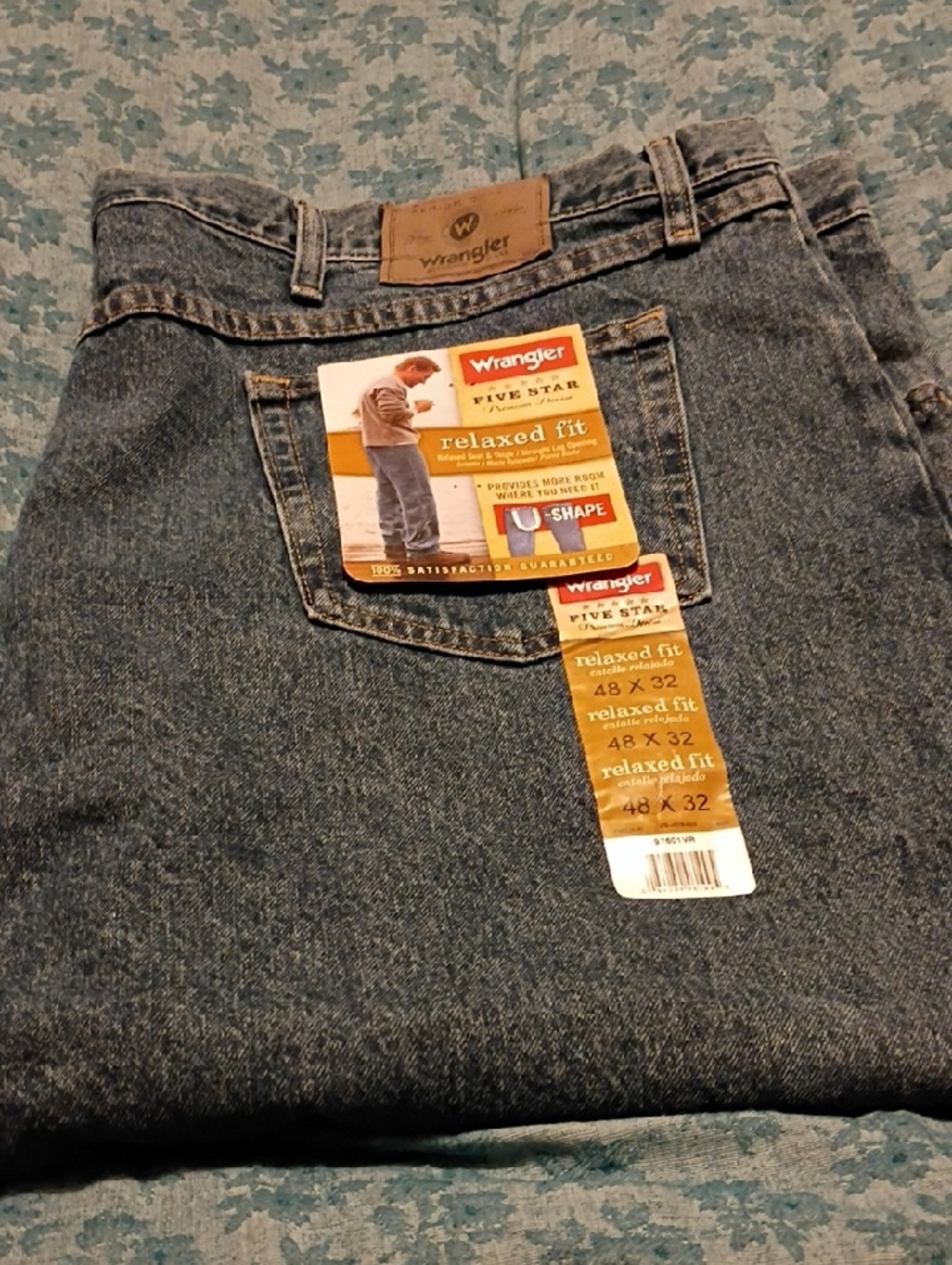 Wrangler Men’s Relaxed Fit Jeans - Blue Denim*Brand New* 48 X 32.